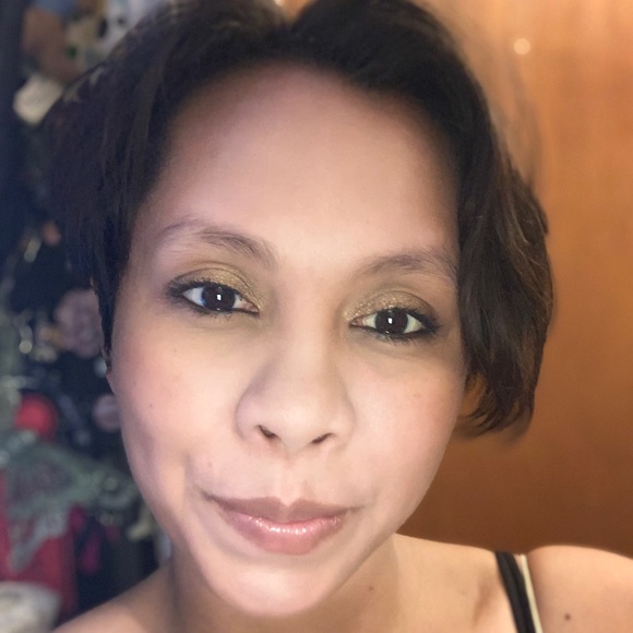 Meet your Posher, Karla america - Picture 2 of 4